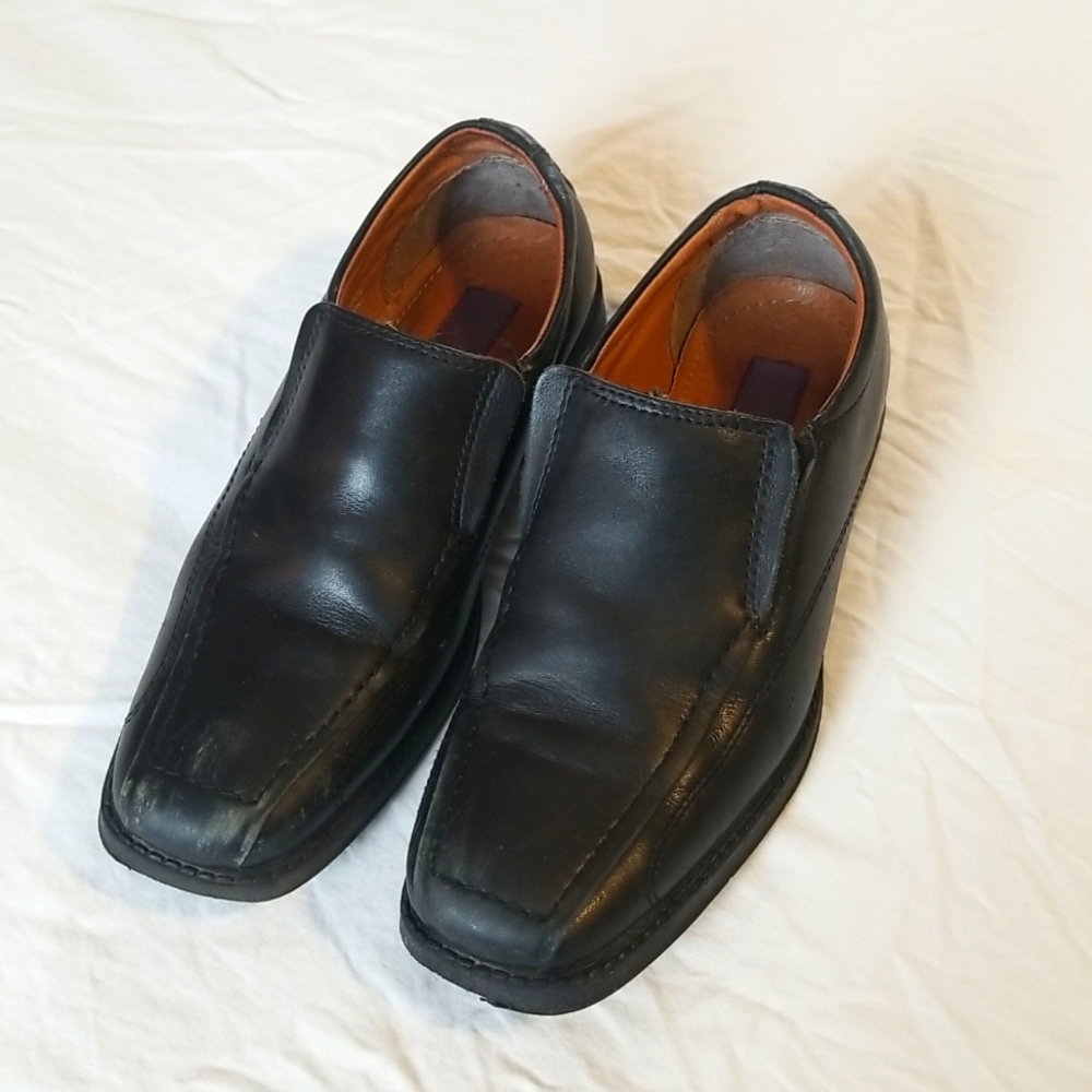 Left & Right Black Leather Boys Dress Shoes Size 36/US 4